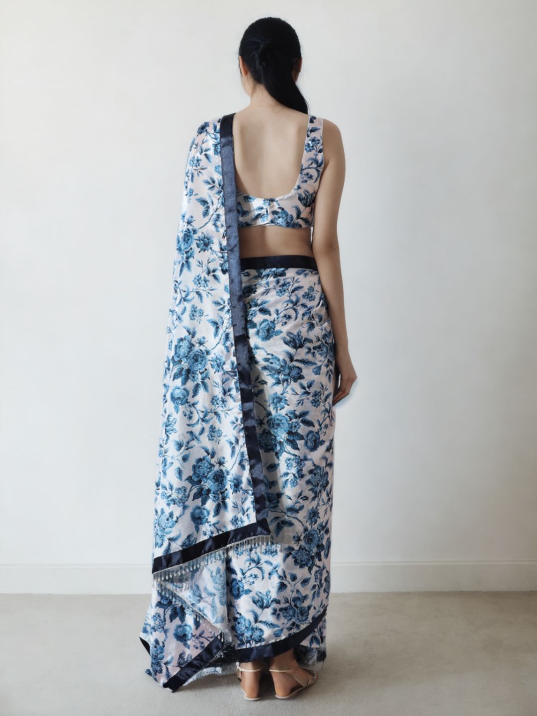 Urban Pallu Woven Design Silk Blend Fusion Saree