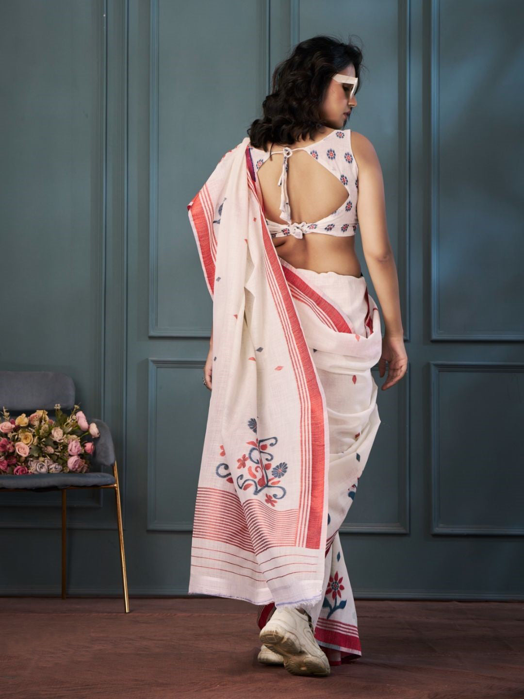 Urban Pallu Floral Embroidered Chanderi Saree