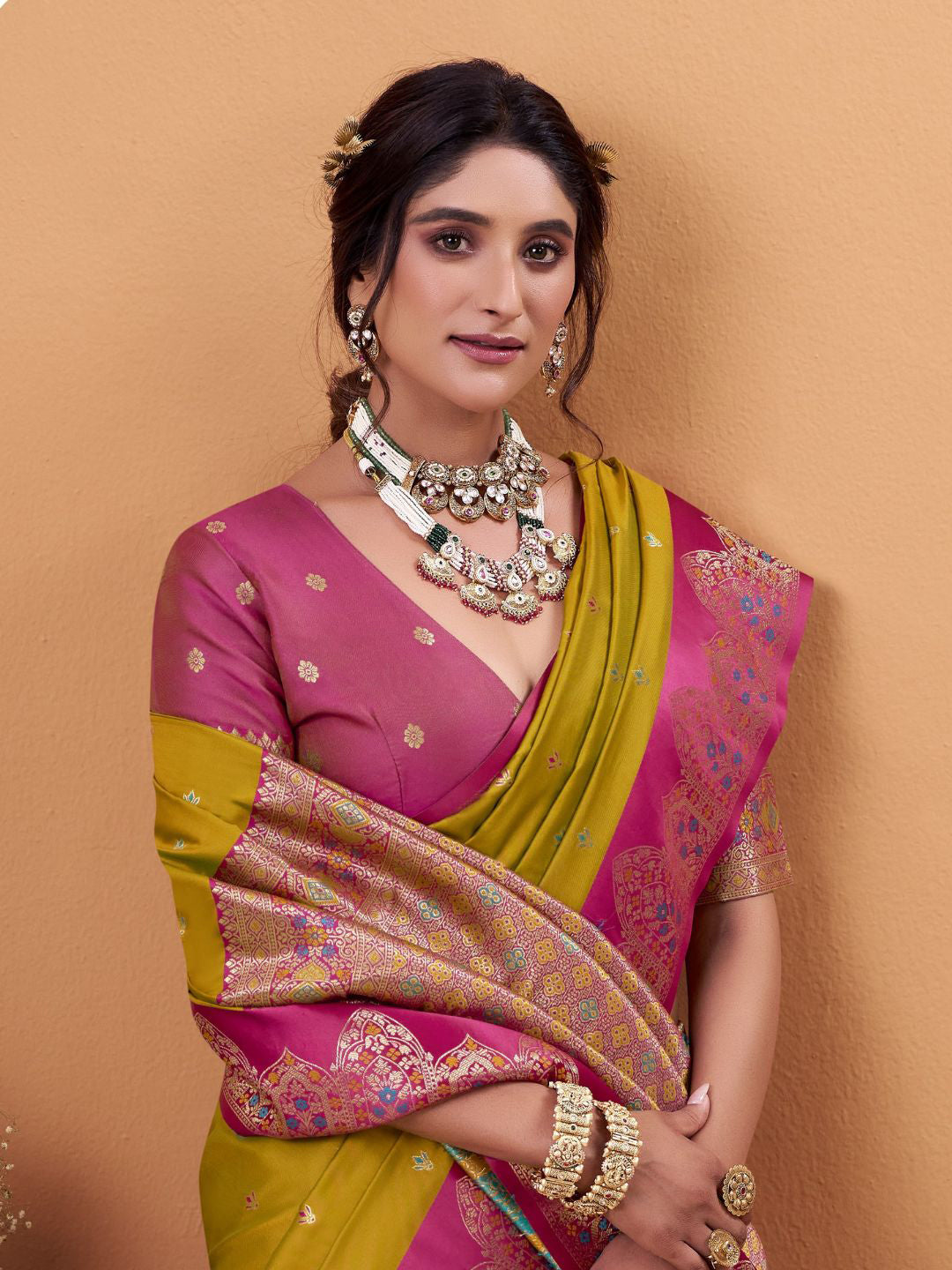 Urban Pallu Solid Silk Blend Festive Saree