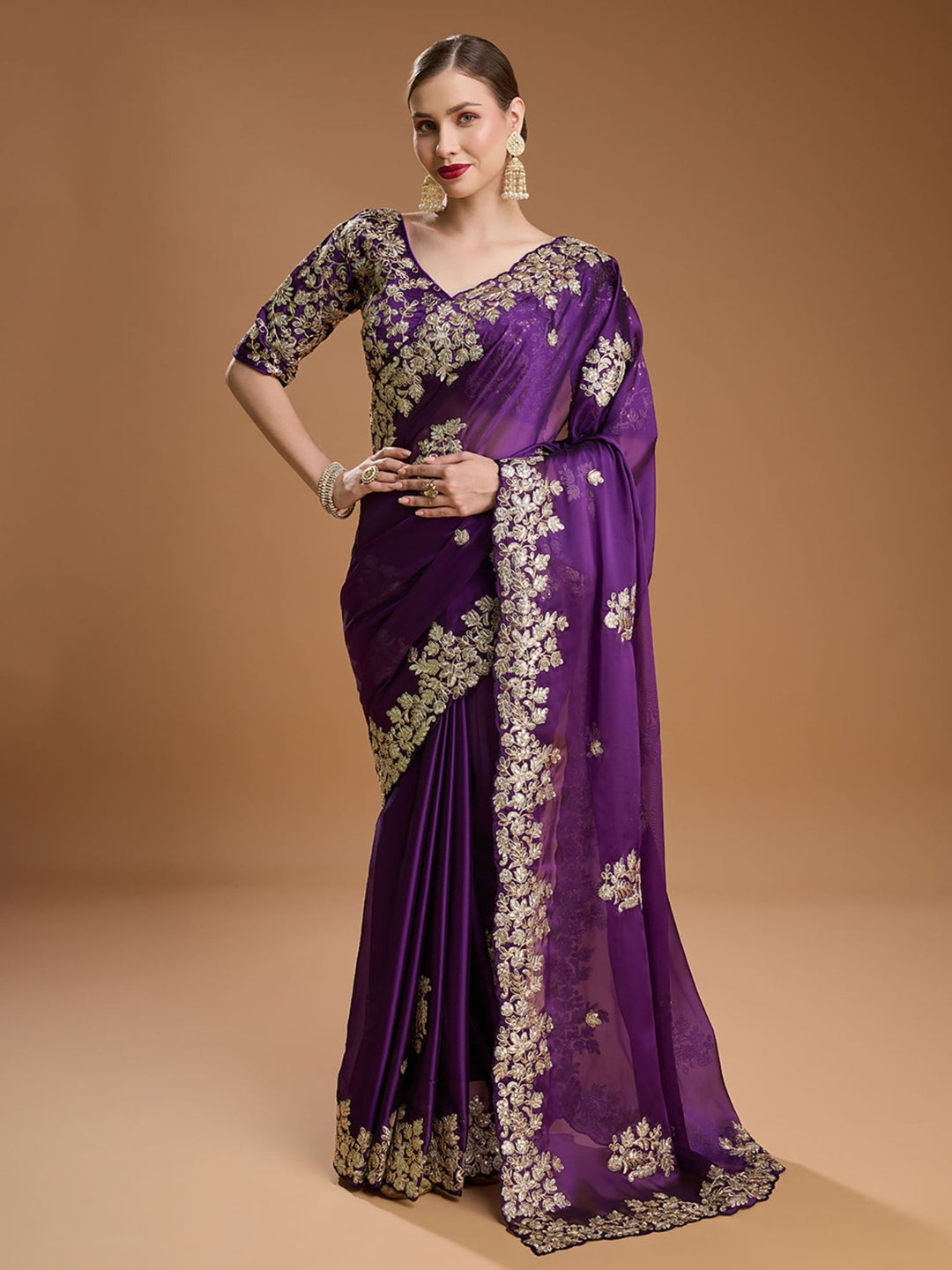 Urban Pallu Embroidered Poly Georgette Embroidered Saree