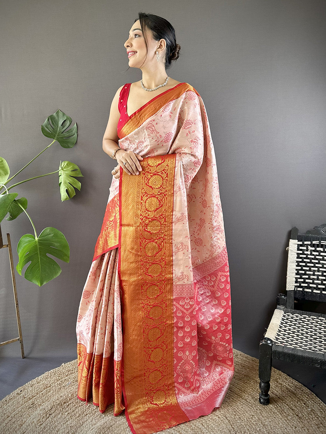 Urban Pallu Woven Design Silk Blend Traditional Saree