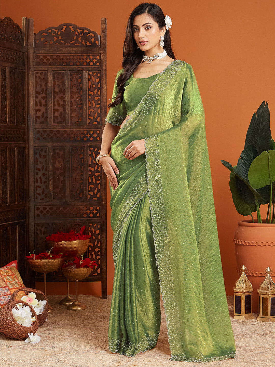 Urban Pallu Embellished Organza Party Saree