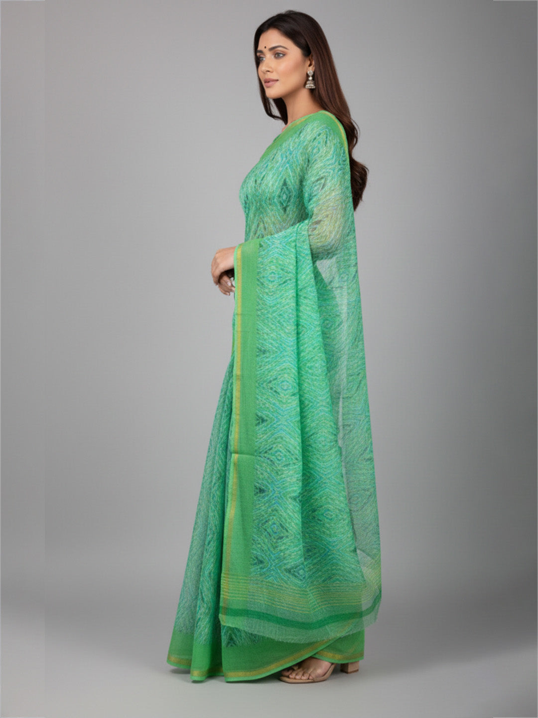 Urban Pallu Solid Silk Blend Festive Saree