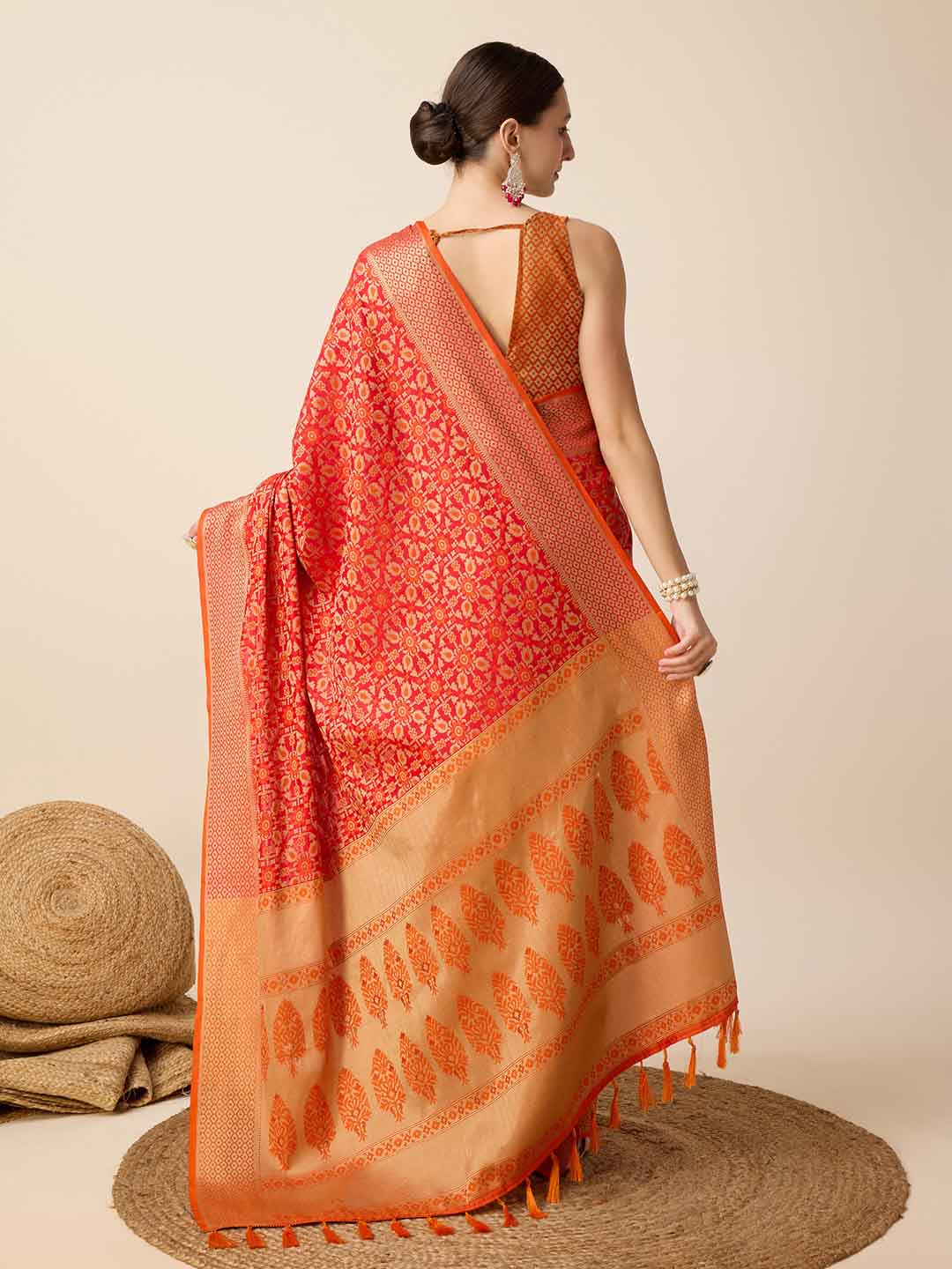 Urban Pallu Woven Design Silk Blend Party Saree