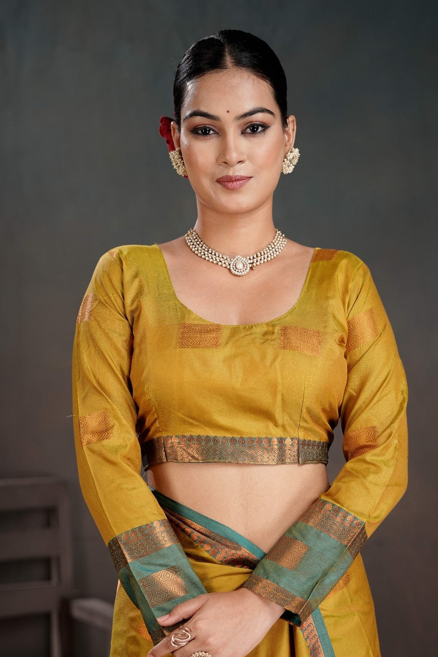 Urban Pallu Floral Sequinned Silk Blend Fusion Saree