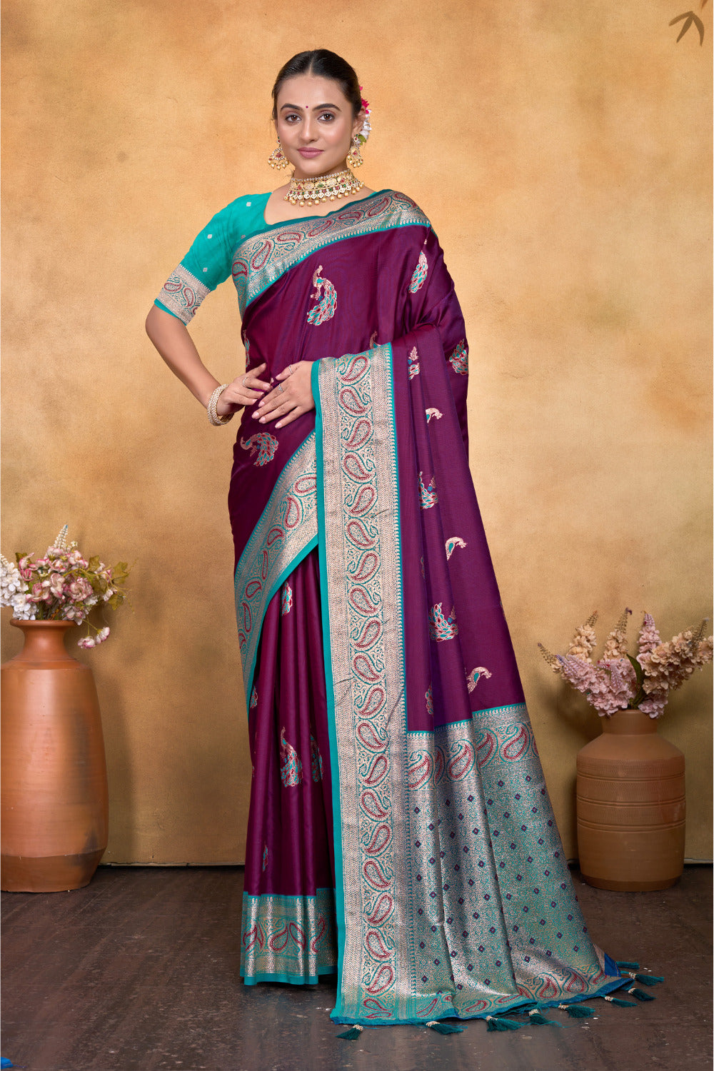 Urban Pallu Woven Design Silk Blend Fusion Saree