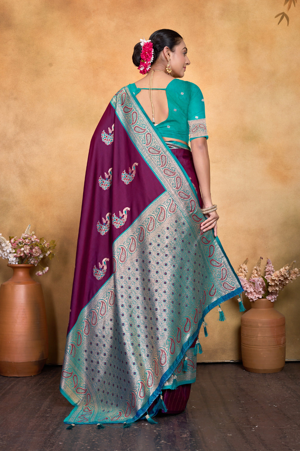 Urban Pallu Woven Design Silk Blend Fusion Saree