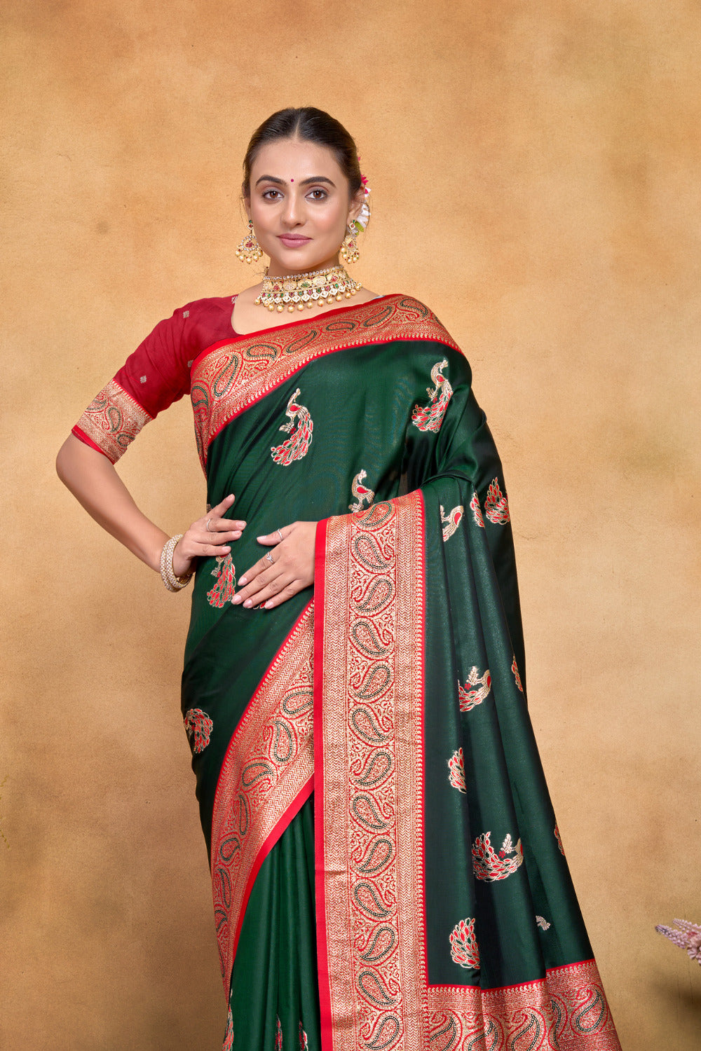 Urban Pallu Woven Design Silk Blend Fusion Saree