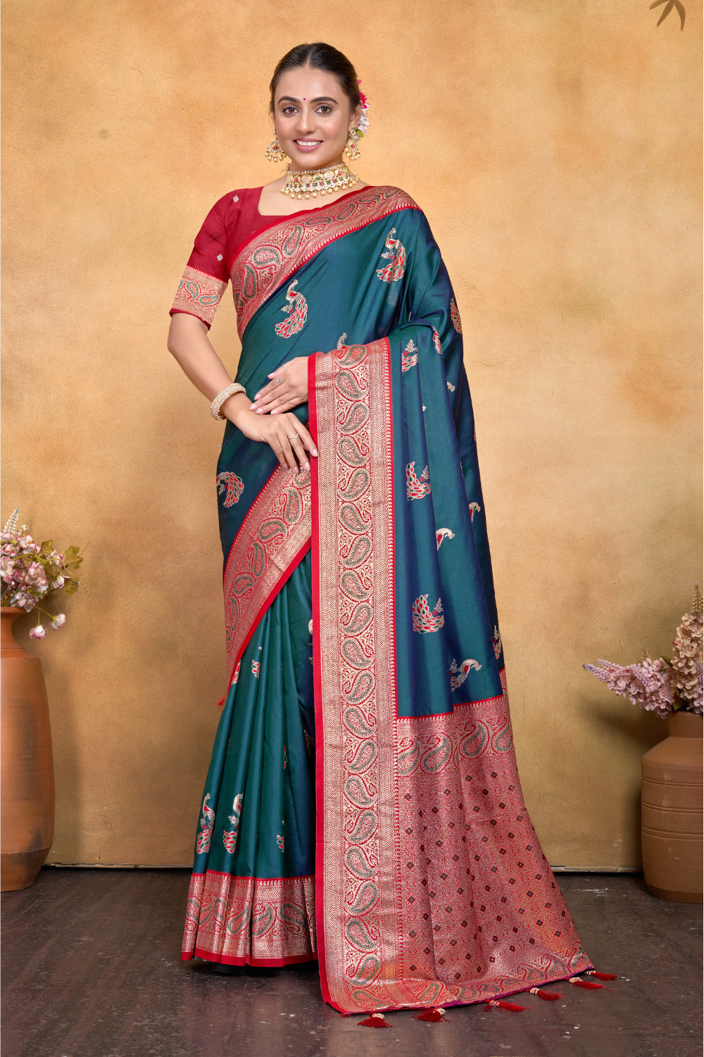 Urban Pallu Woven Design Silk Blend Fusion Saree