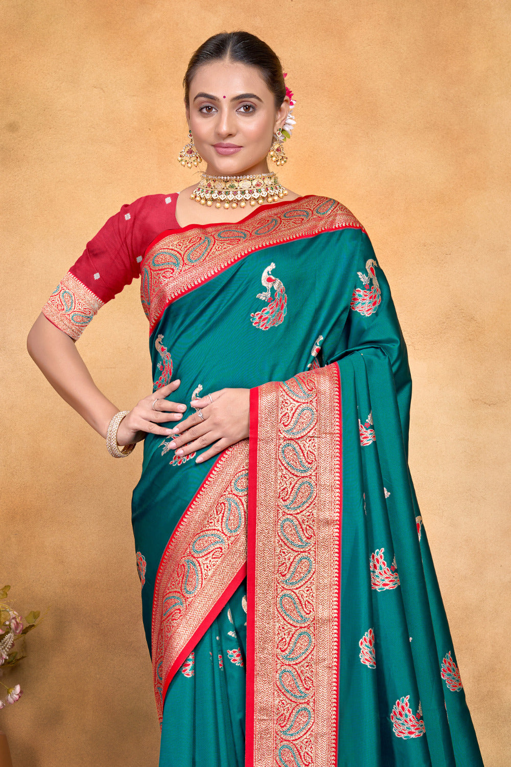 Urban Pallu Woven Design Silk Blend Fusion Saree