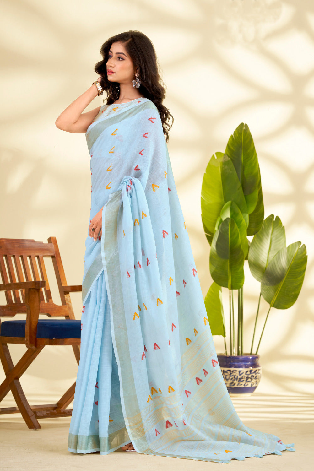 Urban Pallu Woven Design Cotton Blend Daily Saree