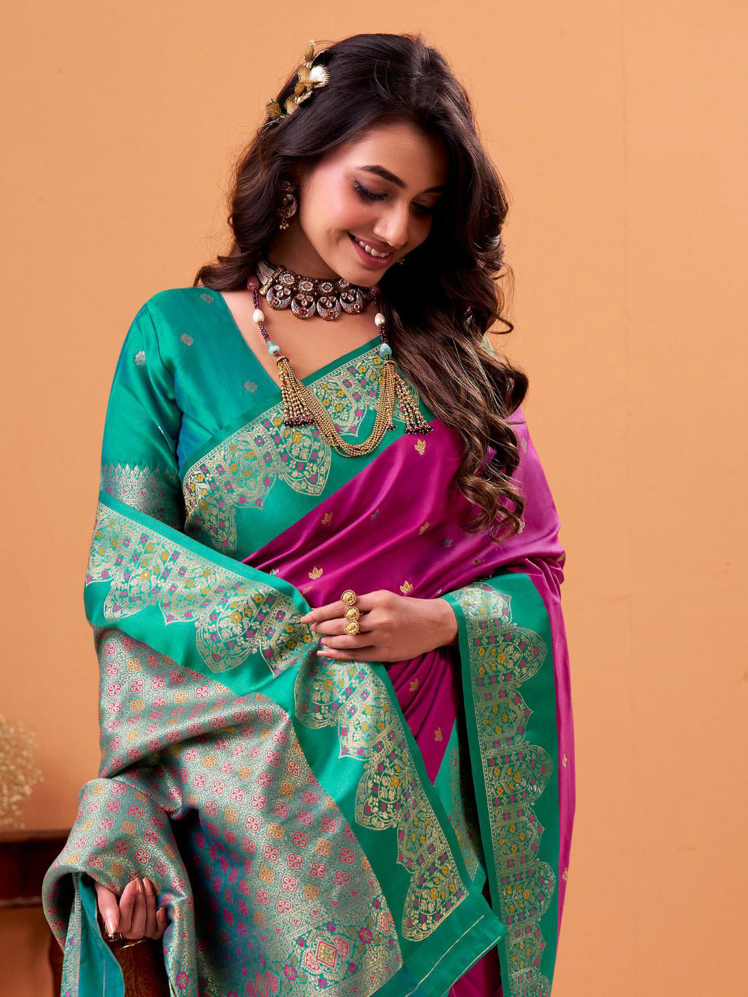 Urban Pallu Solid Silk Blend Festive Saree