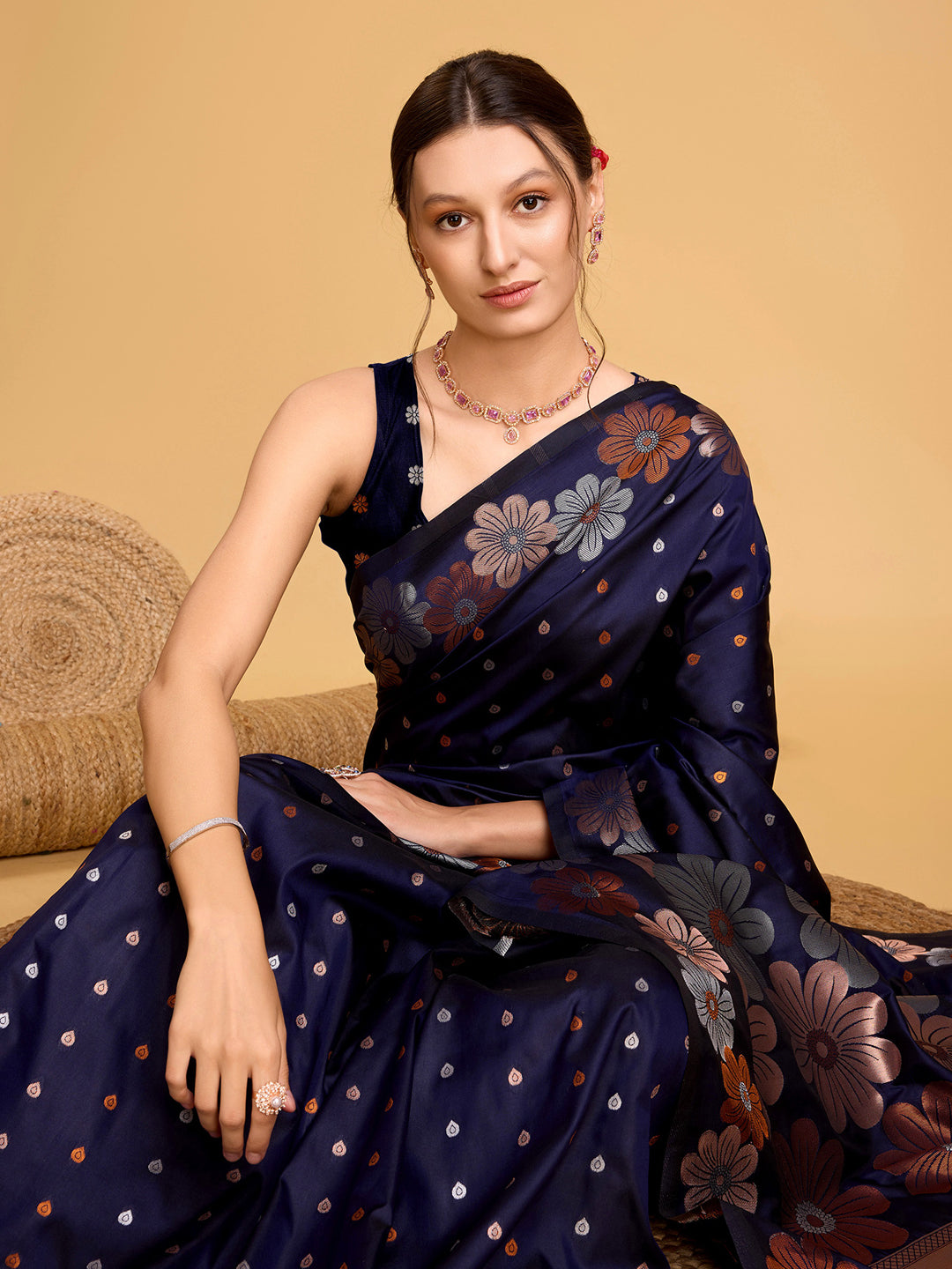Urban Pallu Woven Design Silk Blend Party Saree