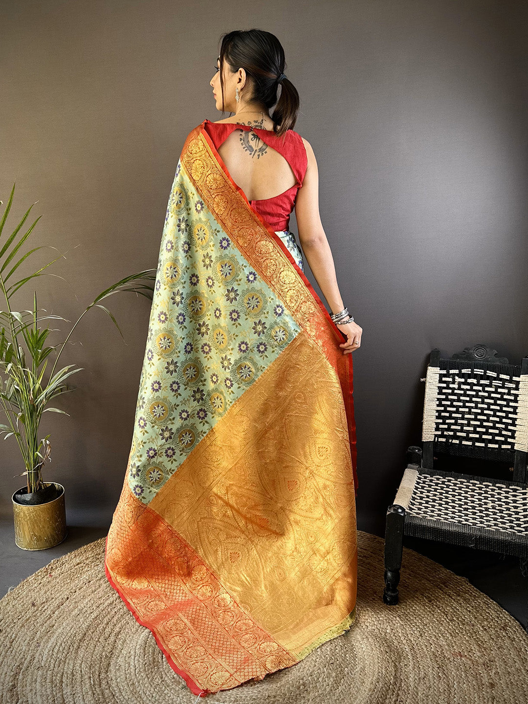 Urban Pallu Woven Design Silk Blend Traditional Saree
