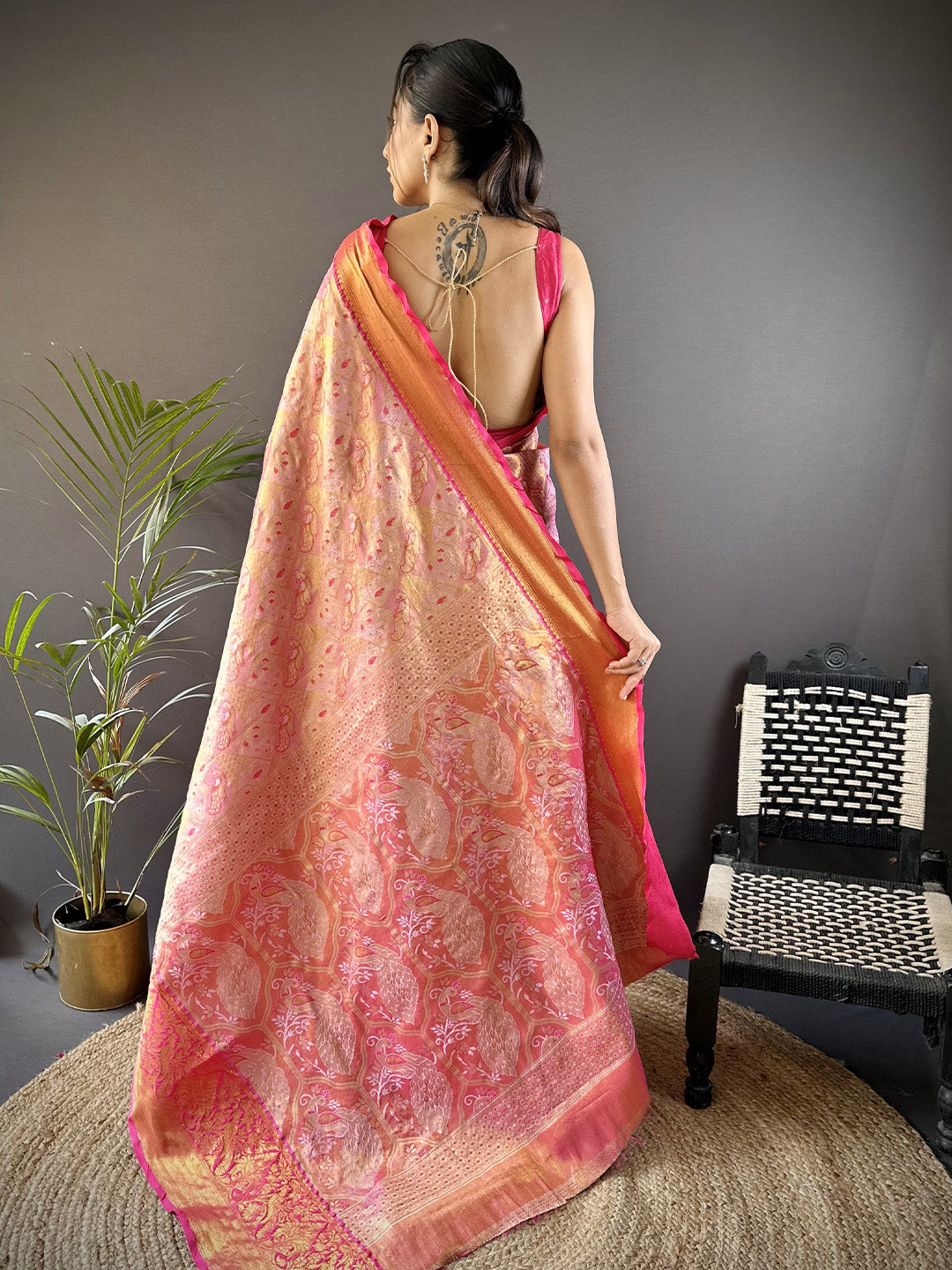 Urban Pallu Woven Design Silk Blend Traditional Saree