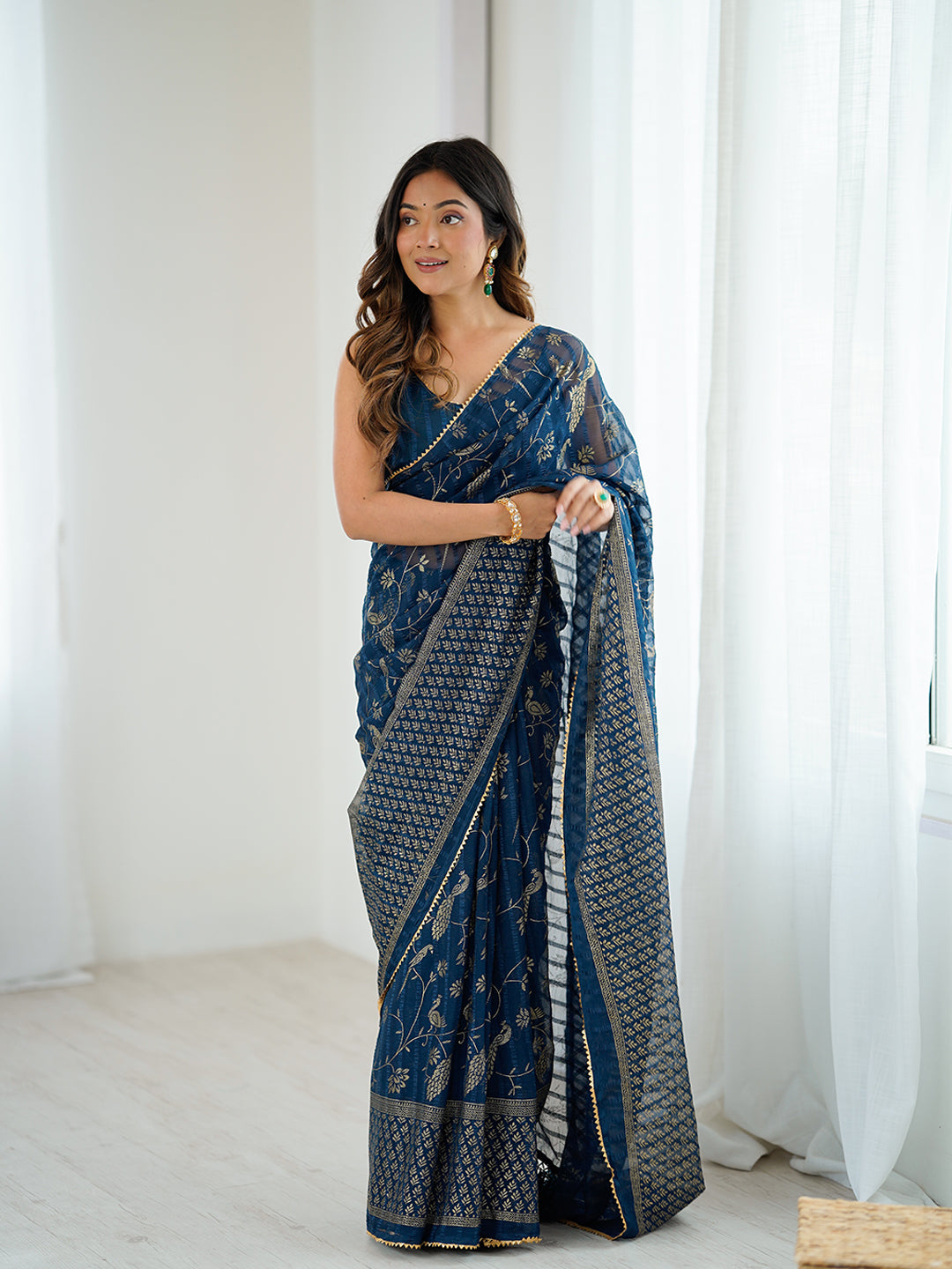 Urban Pallu Printed Poly Chiffon Daily Saree