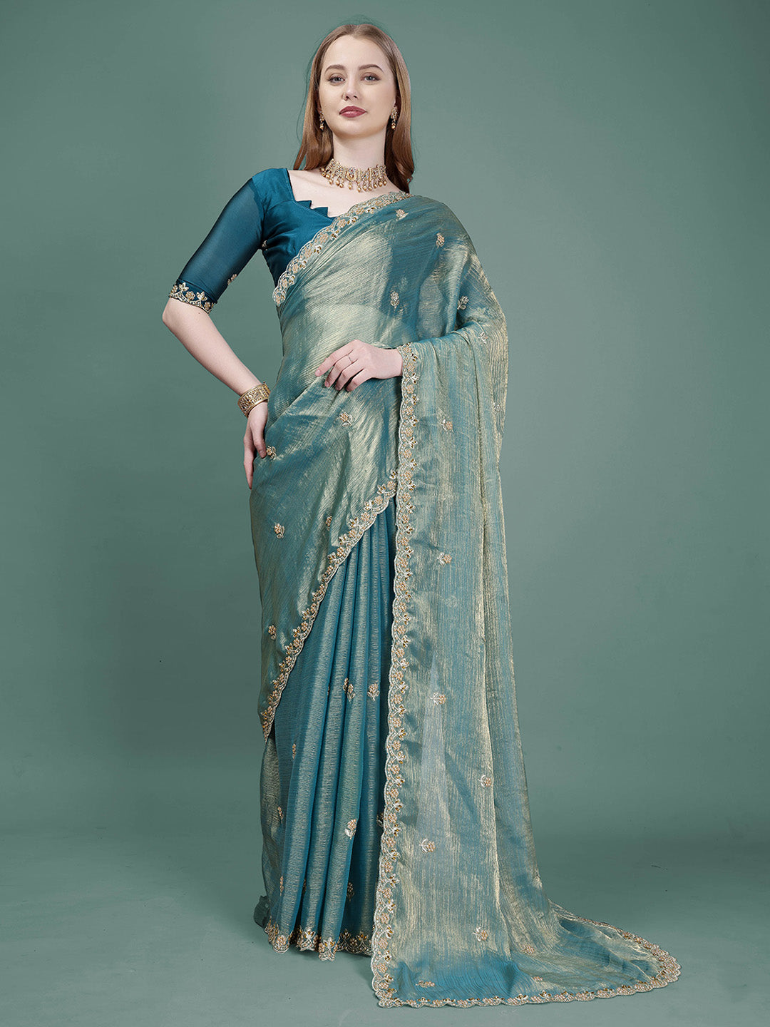Urban Pallu Embroidered Organza Fusion Saree