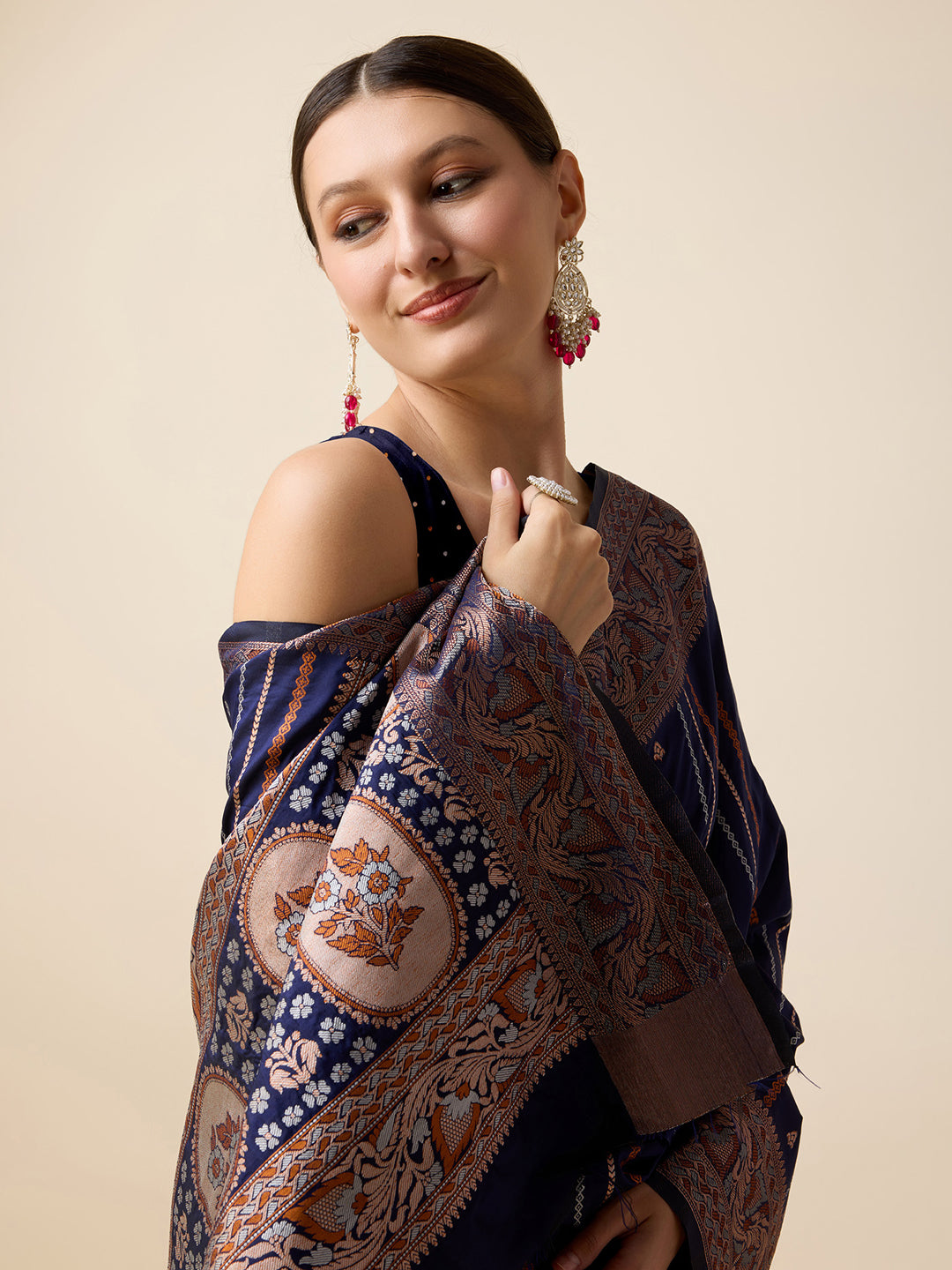 Urban Pallu Woven Design Silk Blend Party Saree