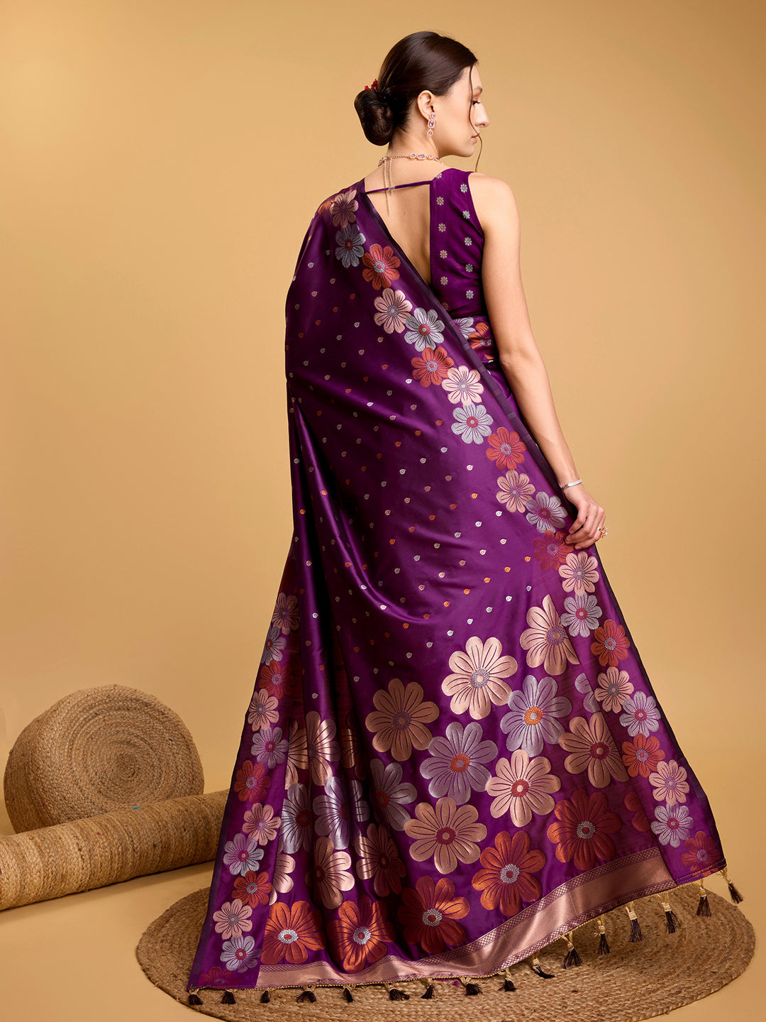 Urban Pallu Woven Design Silk Blend Party Saree