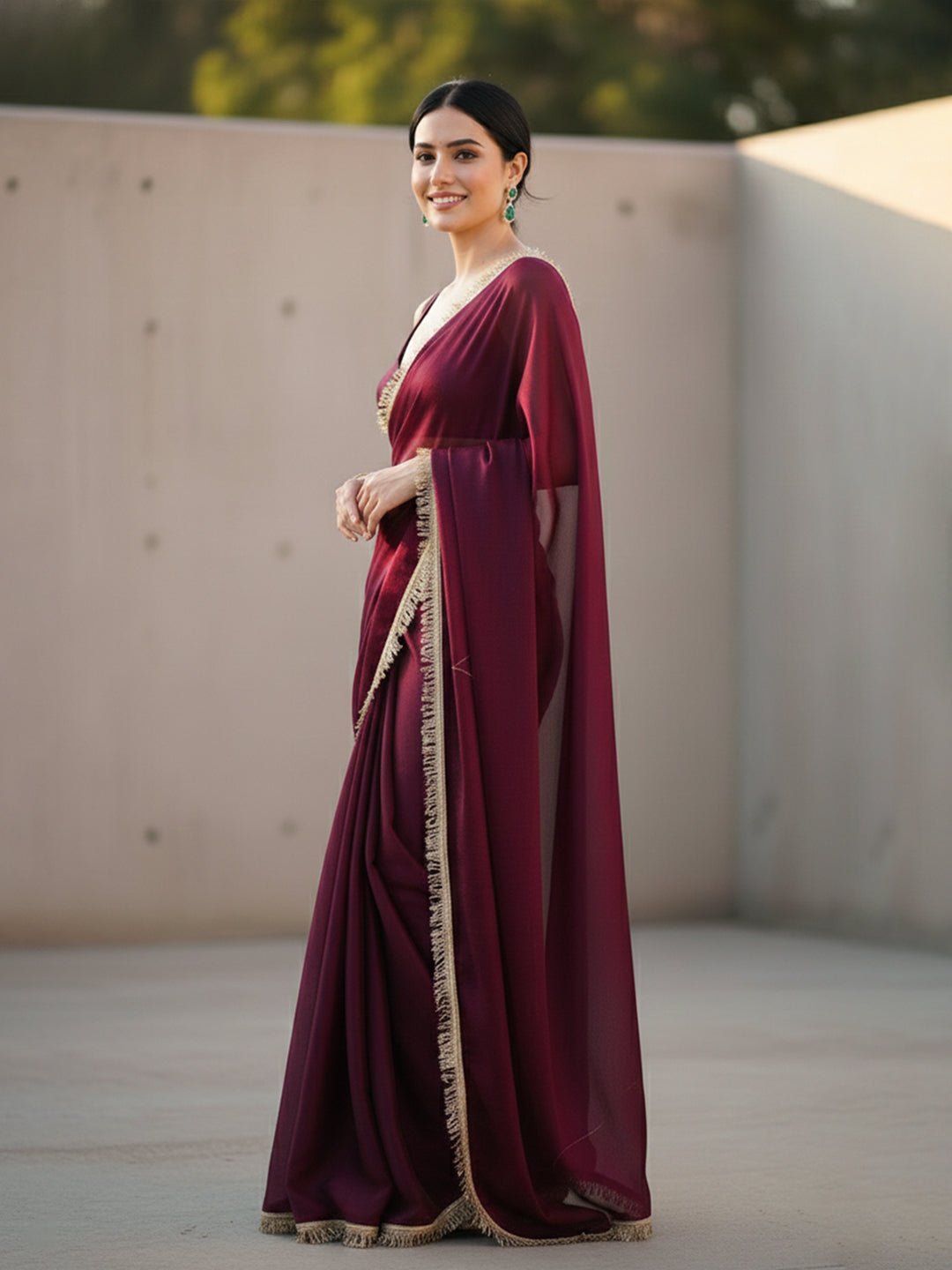 Urban Pallu Solid Poly Georgette Daily Saree