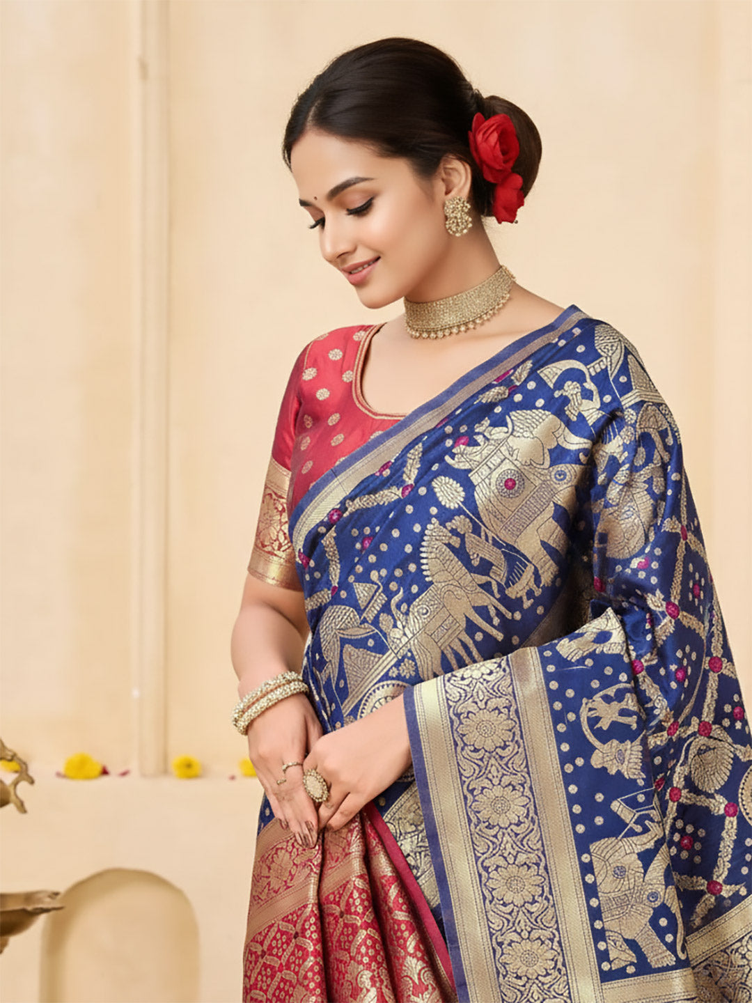 Urban Pallu Woven Design Silk Blend Festive Saree