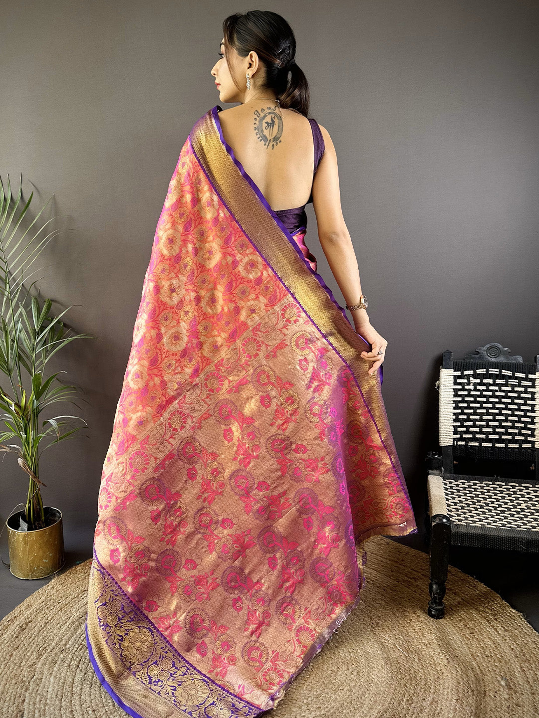 Urban Pallu Woven Design Silk Blend Traditional Saree