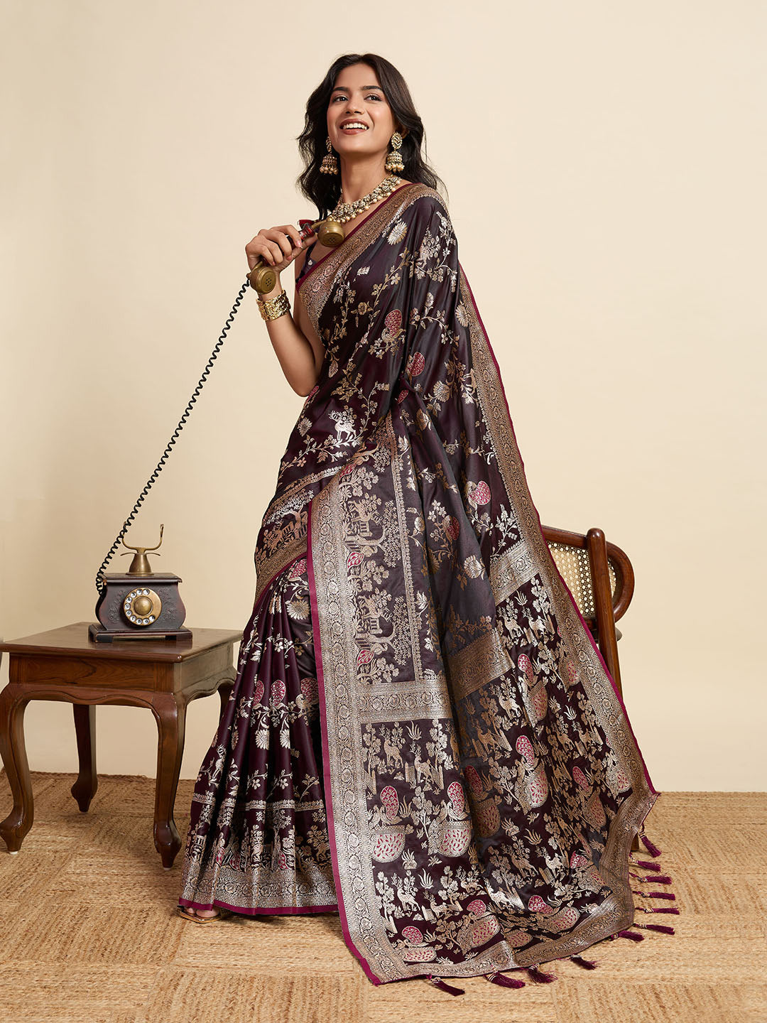Urban Pallu Woven Design Silk Blend Party Saree