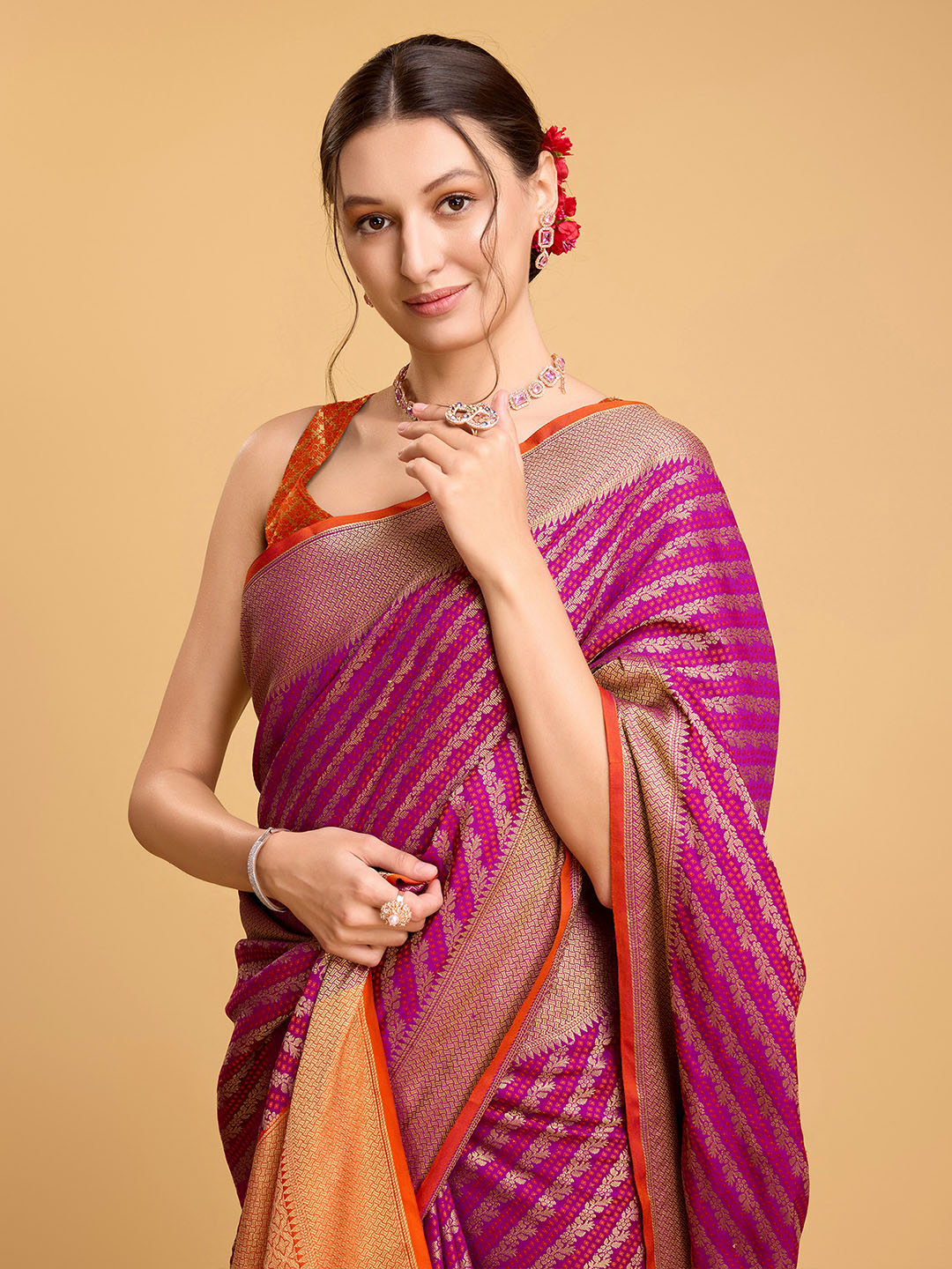 Urban Pallu Woven Design Silk Blend Party Saree