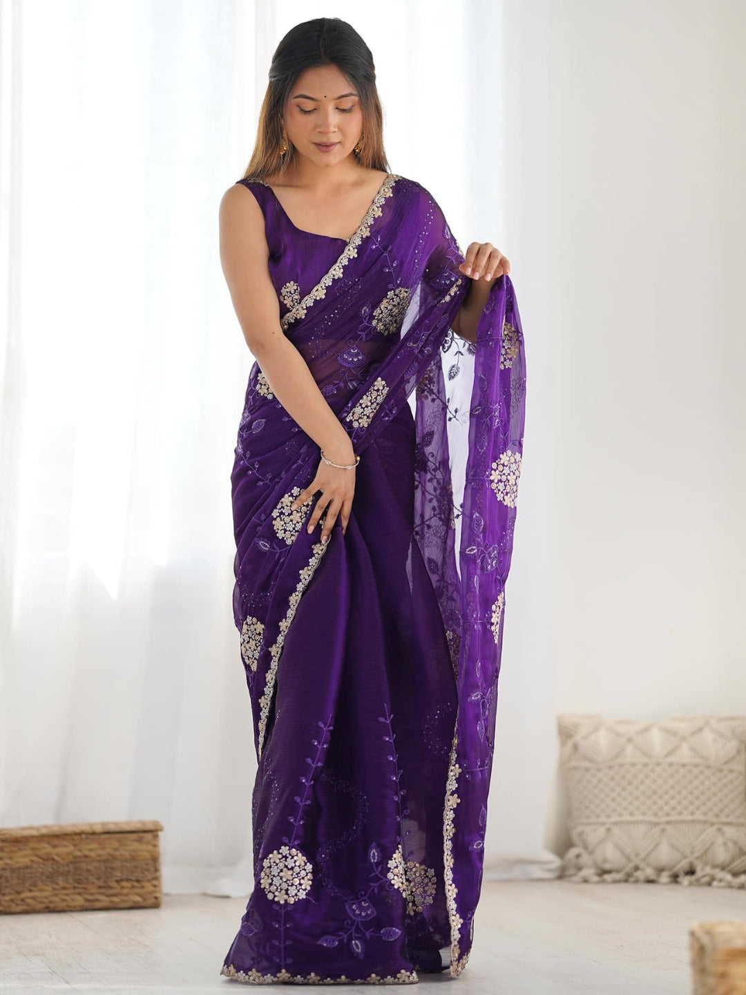 Urban Pallu Embroidered Tissue Festive Saree
