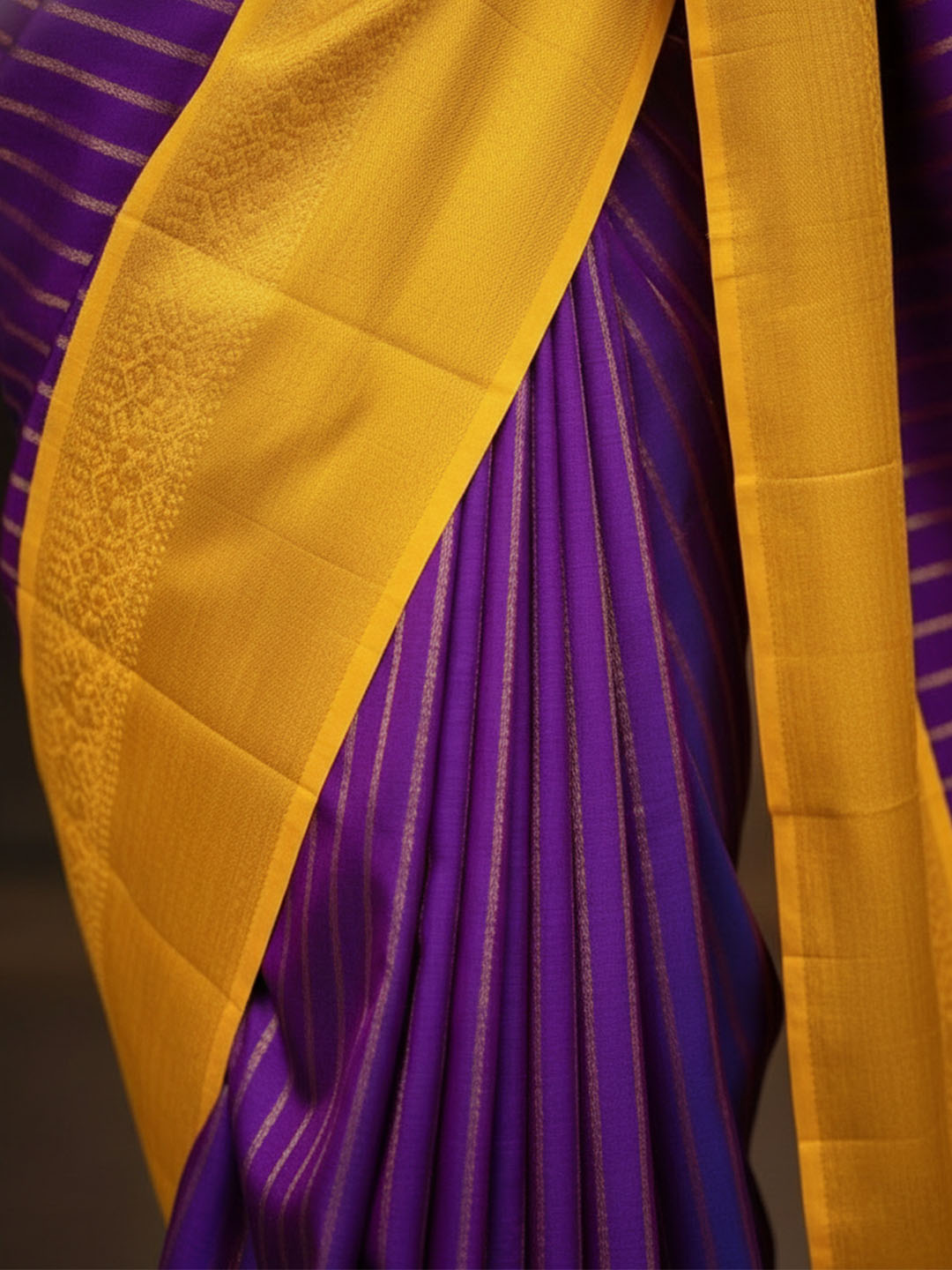 Urban Pallu Woven Design Silk Blend Traditional Saree