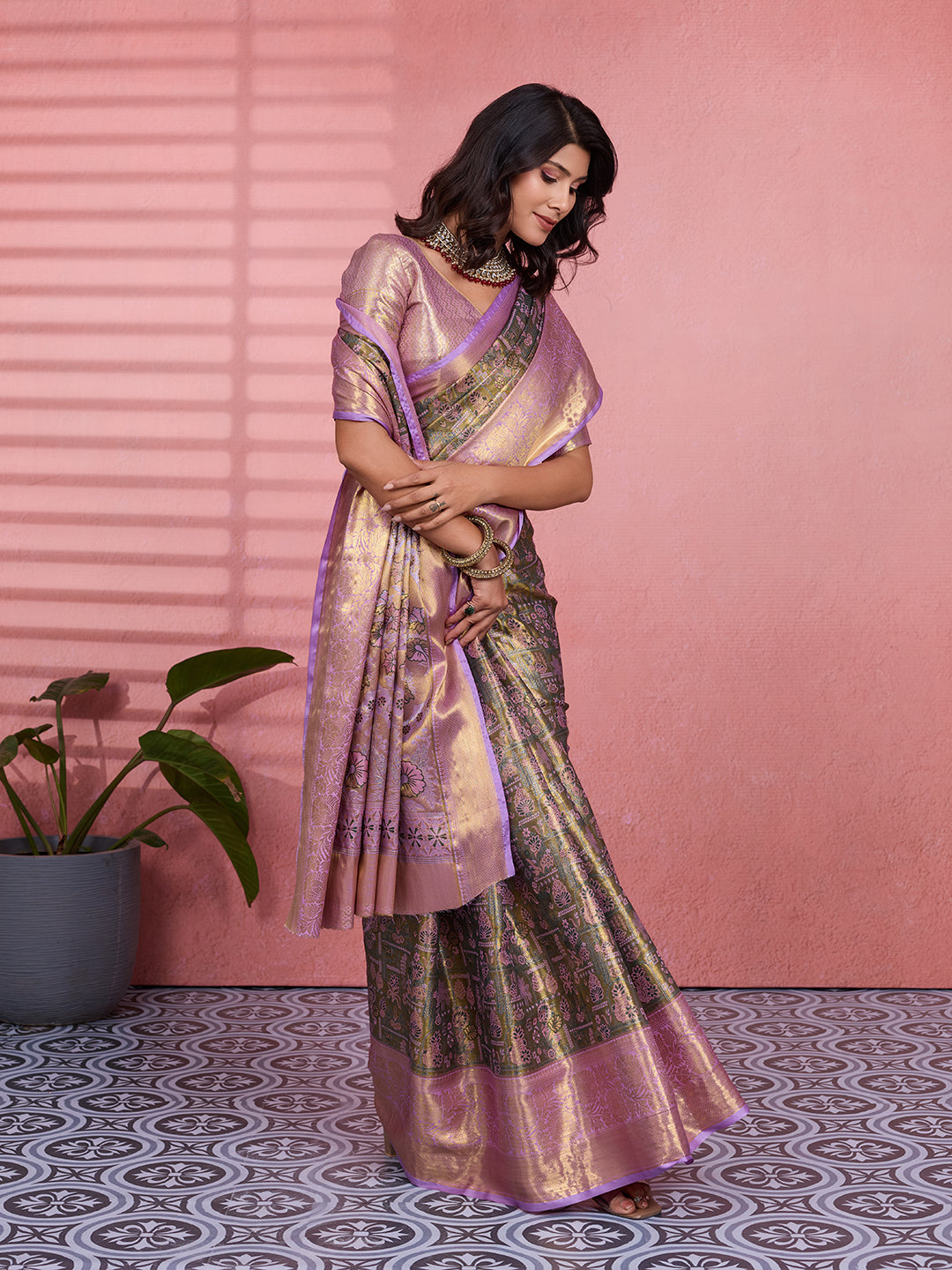Urban Pallu Woven Design Art Silk Traditional Saree
