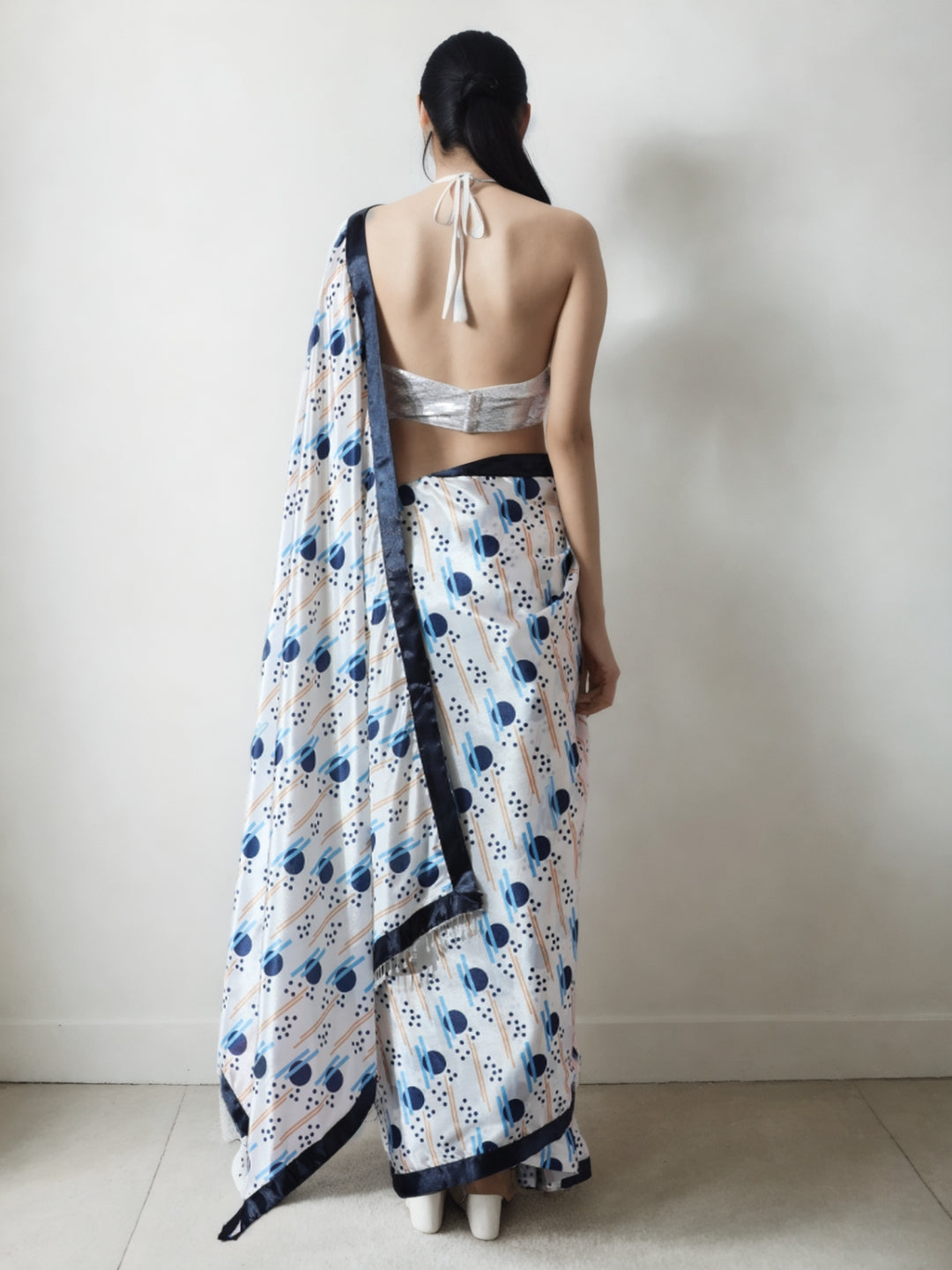 Urban Pallu Woven Design Silk Blend Fusion Saree