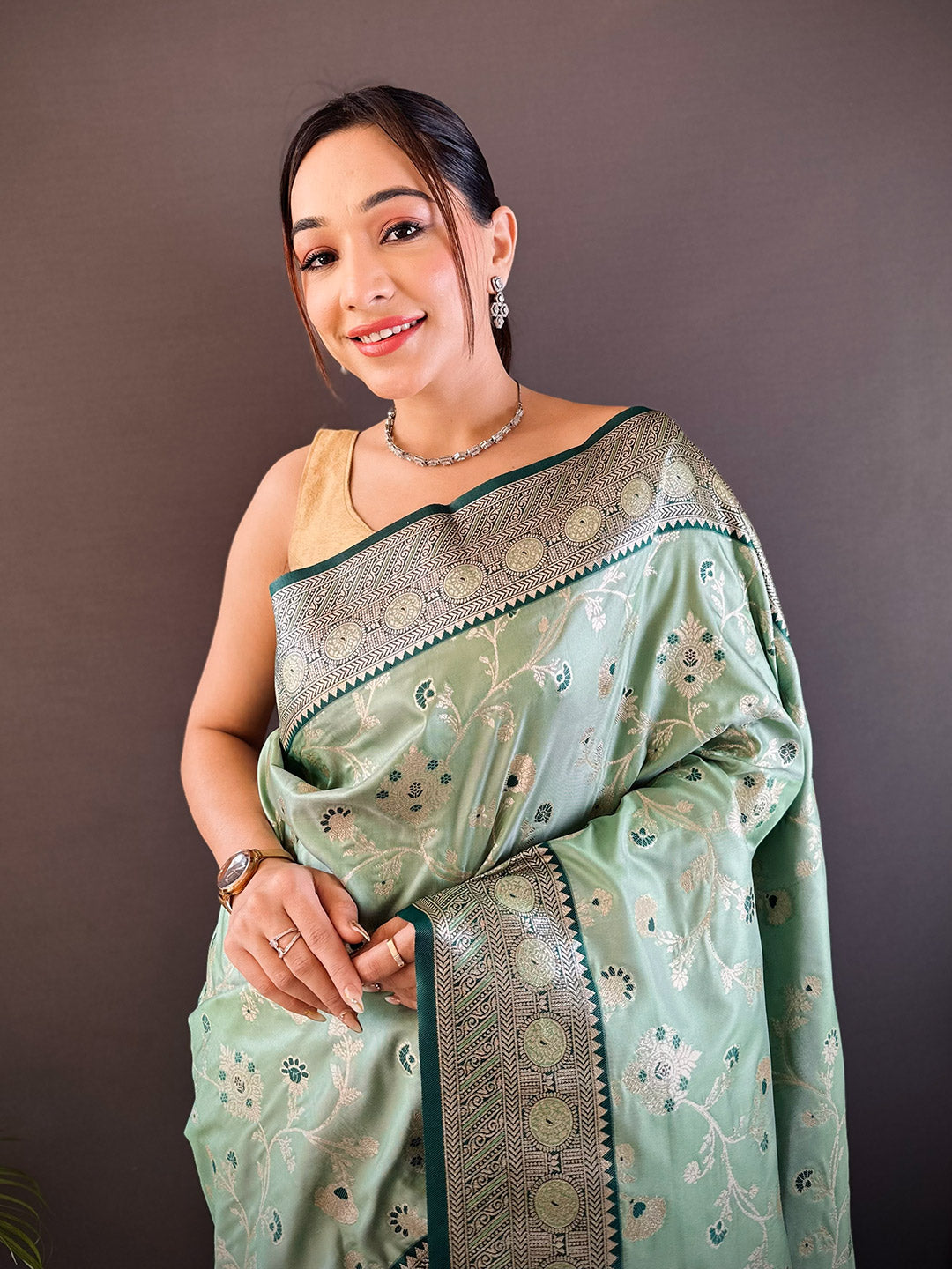 Urban Pallu Woven Design Art Silk Traditional Saree
