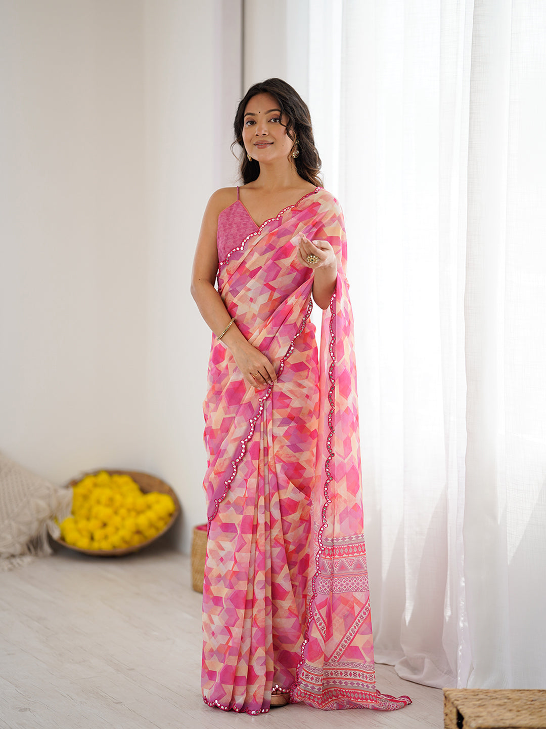 Urban Pallu Printed Poly Chiffon Daily Saree