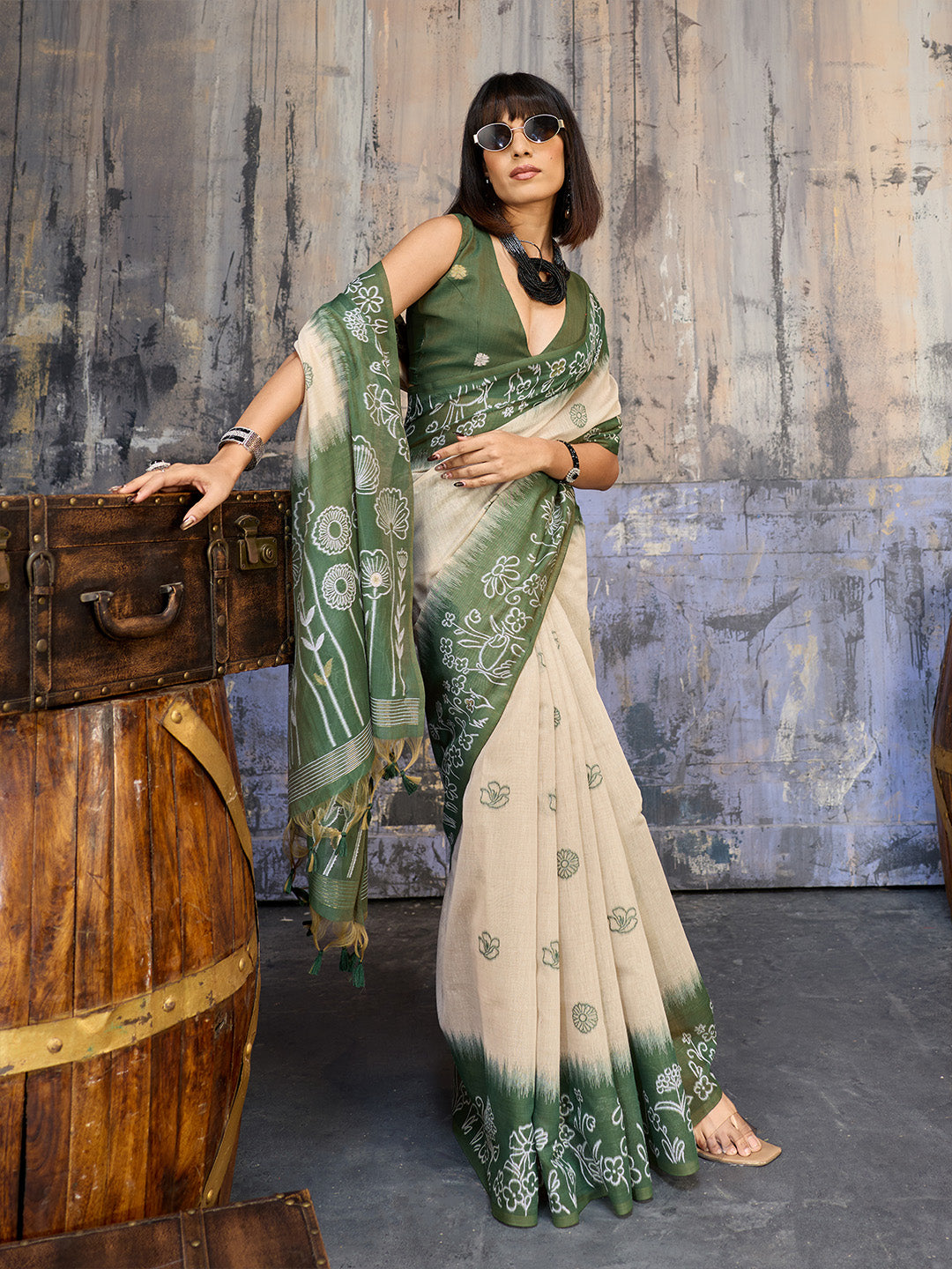 Urban Pallu Solid Silk Cotton Work Saree