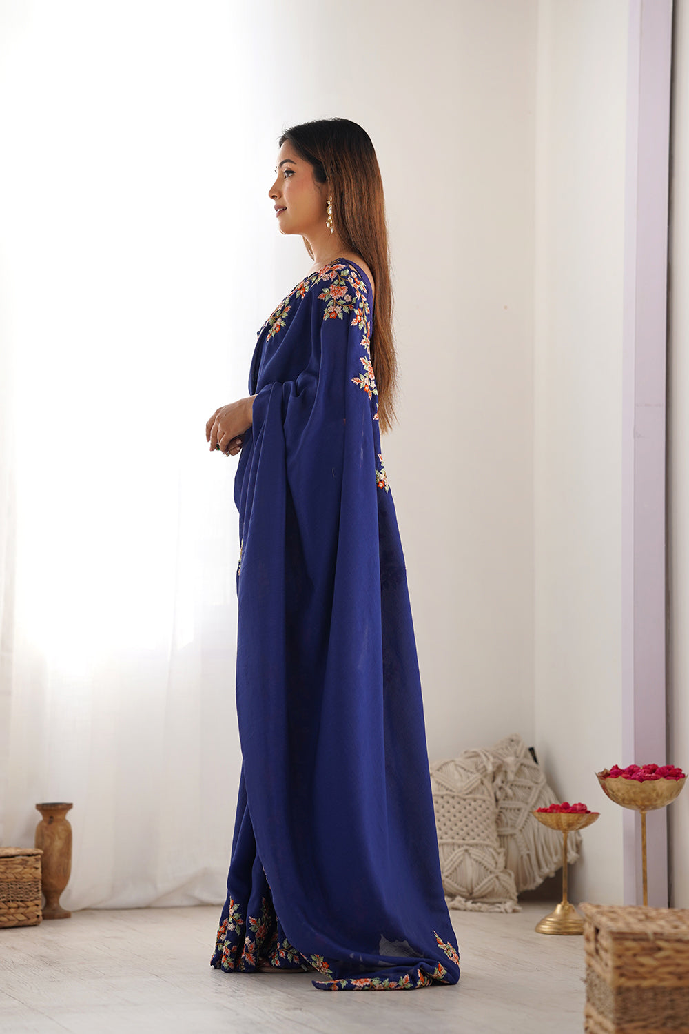 Urban Pallu Solid Silk Blend Festive Saree