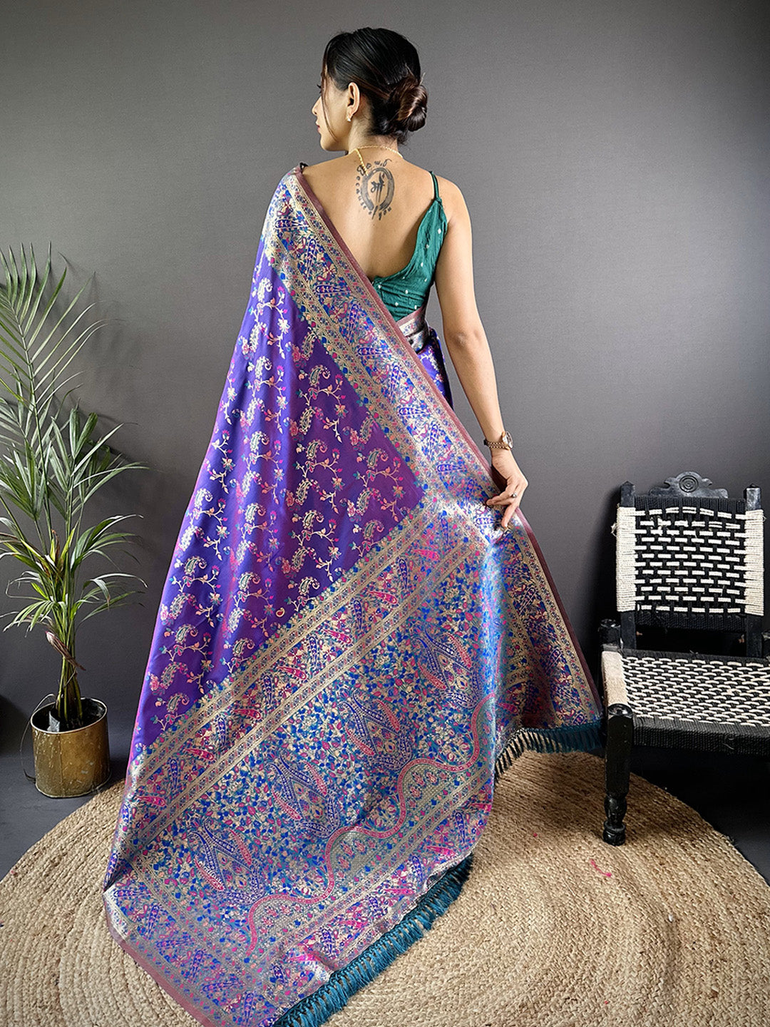 Urban Pallu Woven Design Silk Blend Traditional Saree