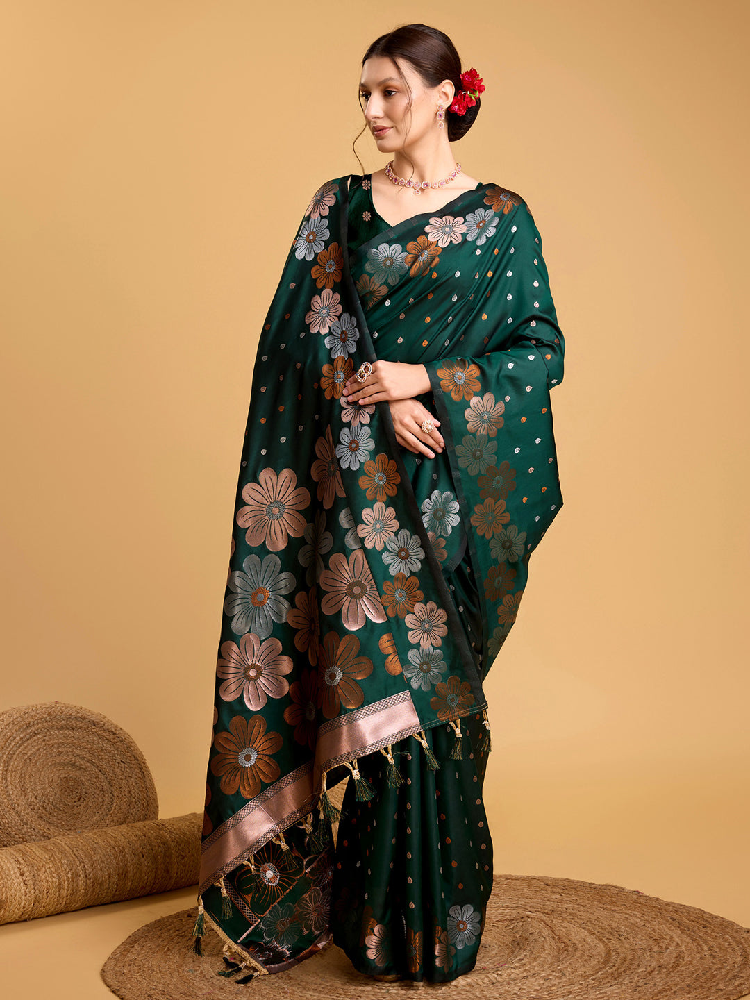 Urban Pallu Woven Design Silk Blend Party Saree