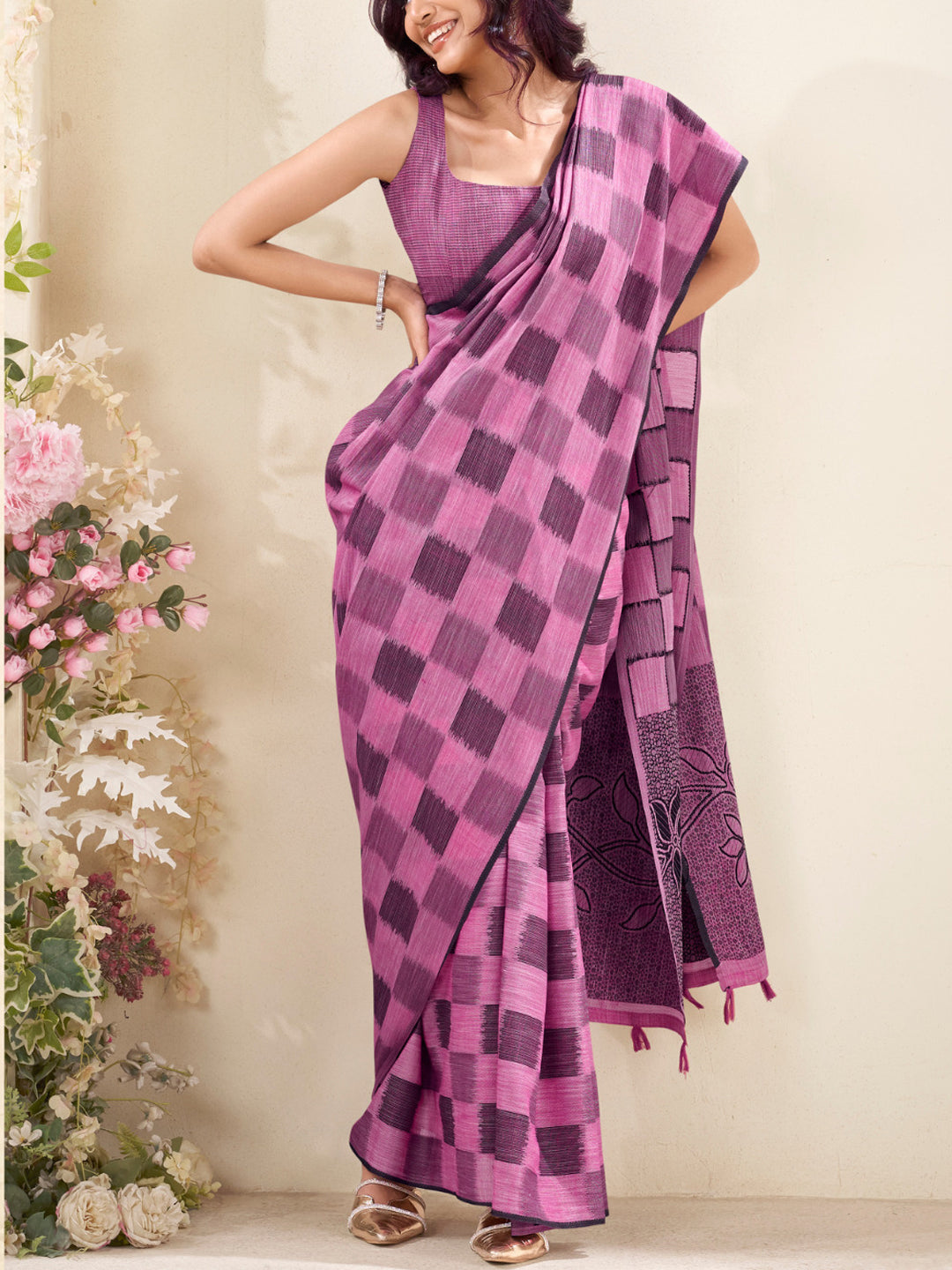 Urban Pallu Woven Design Silk Blend Work Saree