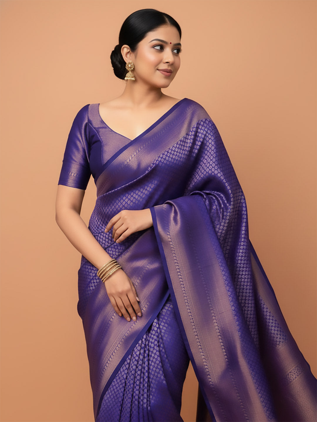 Urban Pallu Woven Design Silk Blend Traditional Saree