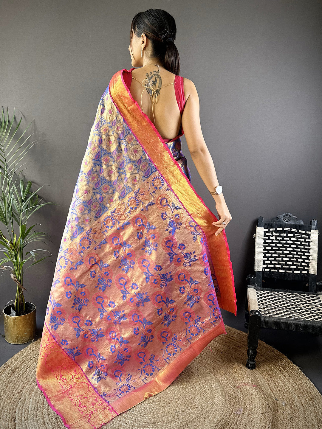 Urban Pallu Woven Design Silk Blend Traditional Saree