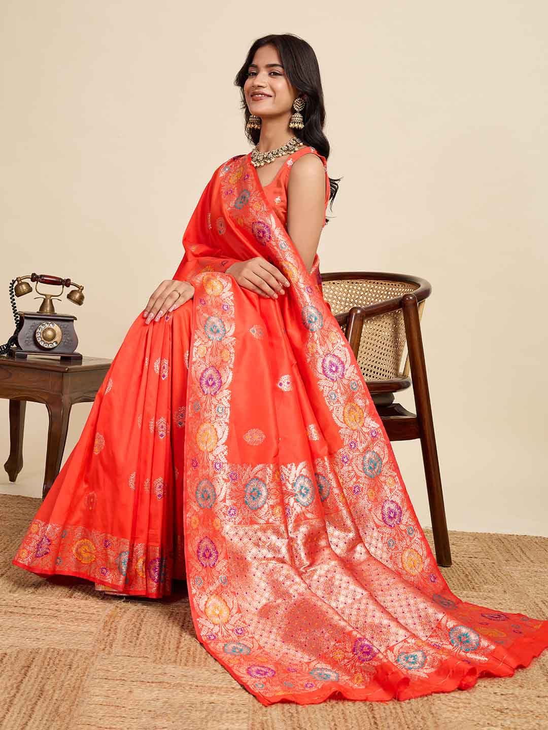 Urban Pallu Woven Design Silk Blend Party Saree