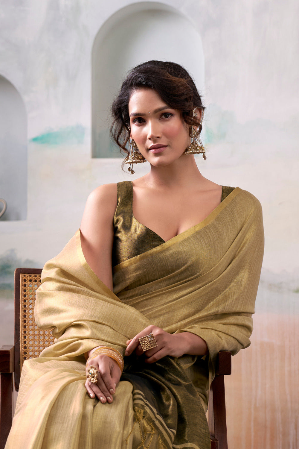 Urban Pallu Woven Design Cotton Blend Daily Saree