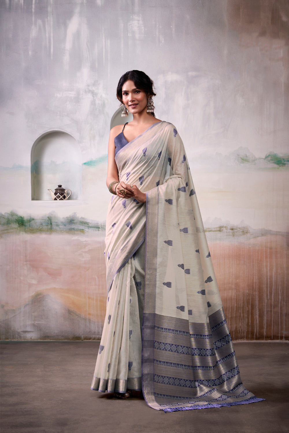 Urban Pallu Woven Design Cotton Blend Daily Saree