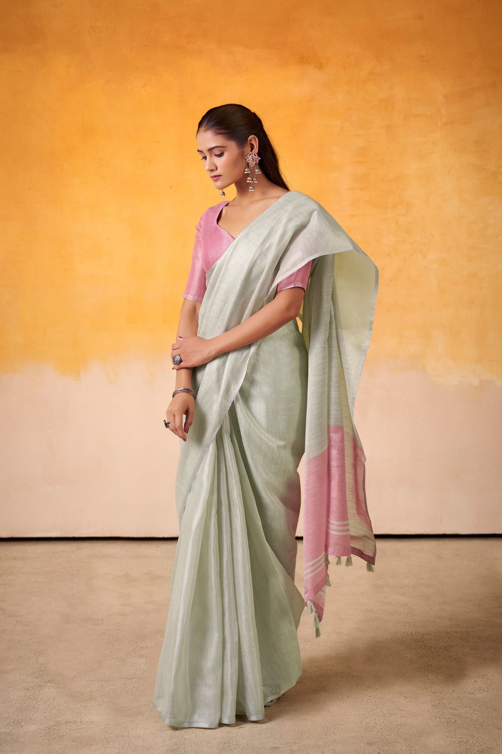 Urban Pallu Woven Design Cotton Blend Daily Saree