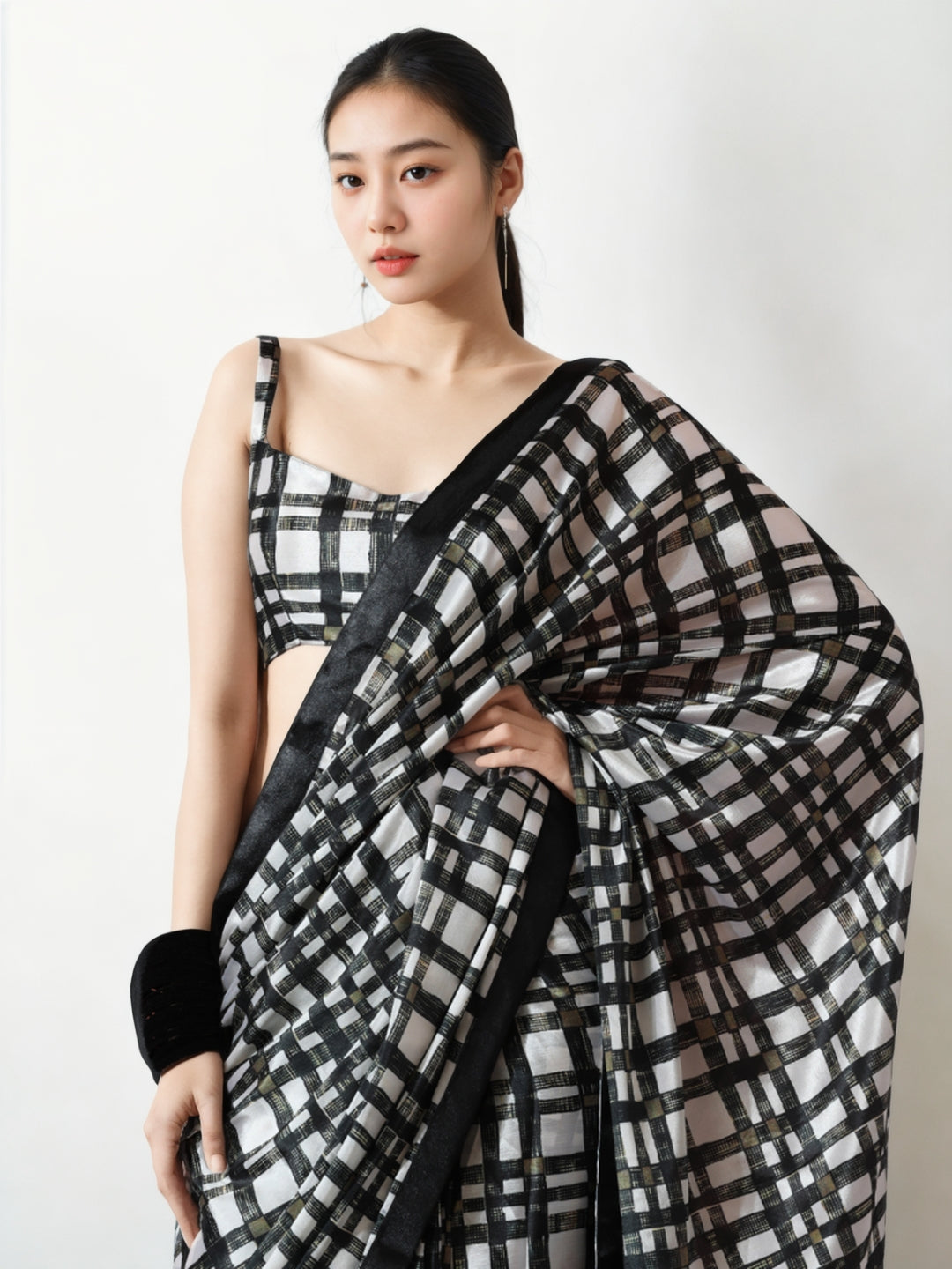 Urban Pallu Woven Design Silk Blend Fusion Saree