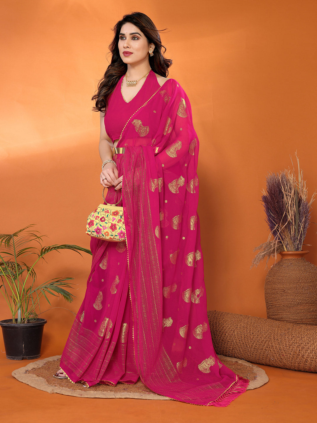 Urban Pallu Printed Poly Georgette Daily Saree