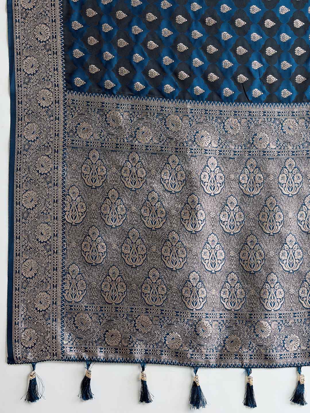 Urban Pallu Woven Design Silk Blend Party Saree