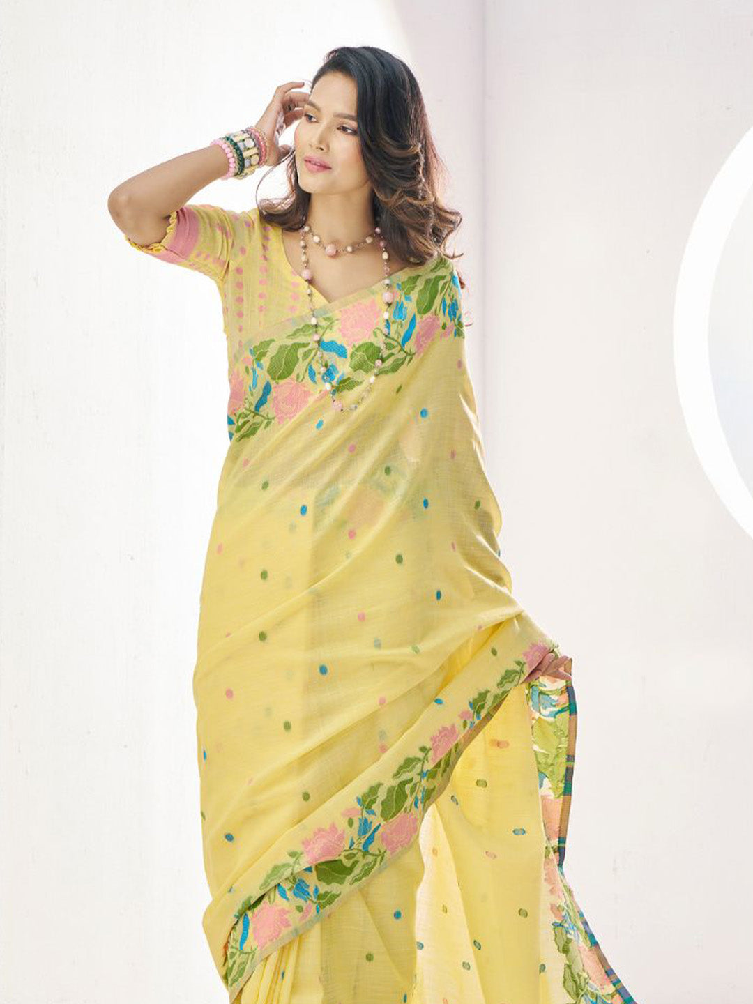 Urban Pallu Woven Design Silk Blend Daily Saree