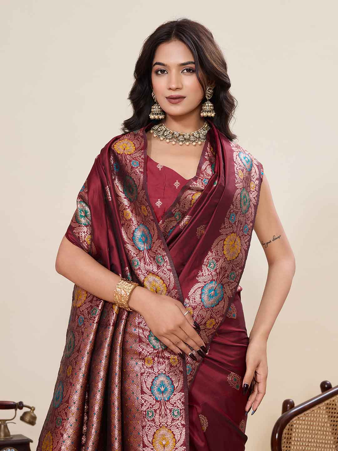 Urban Pallu Woven Design Silk Blend Party Saree
